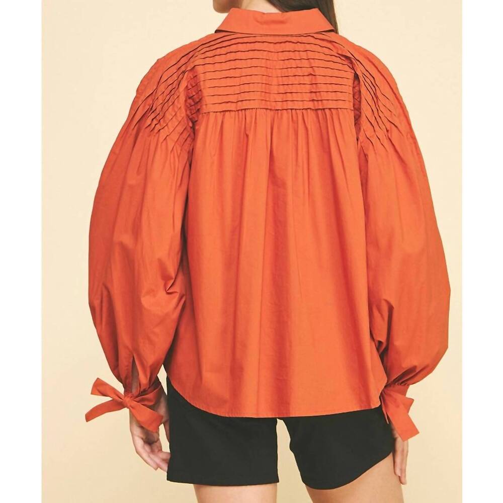 NEW PINCH effortlessly elegant tucked detail blouse in orange - Picture 2 of 4